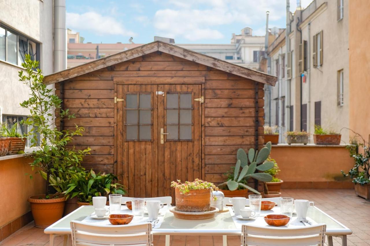 Spacious Apartment With Big Terrace At Colosseum Rome Buitenkant foto